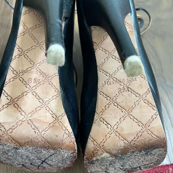 L.A.M.B. Gwen Stefani Hoku Stiletto Bootie Lace Up Black Leather 6 - Picture 8 of 9